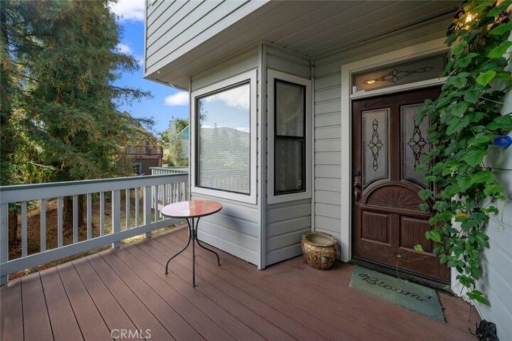 Property Photo:  717 Islay Street  CA 93401 