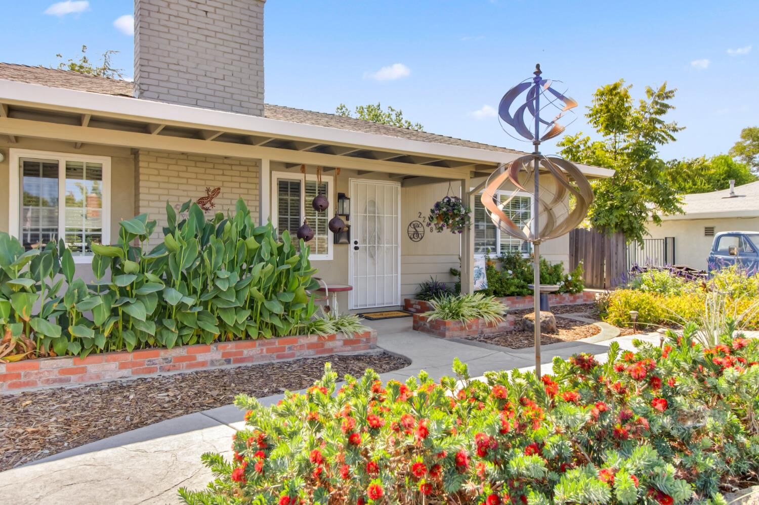 Property Photo:  2248 Shaw Street  CA 95821 