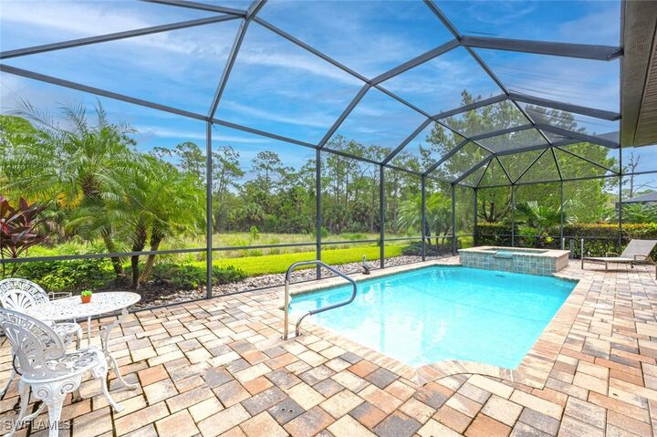 Property Photo:  1523 Mockingbird Drive  FL 34120 