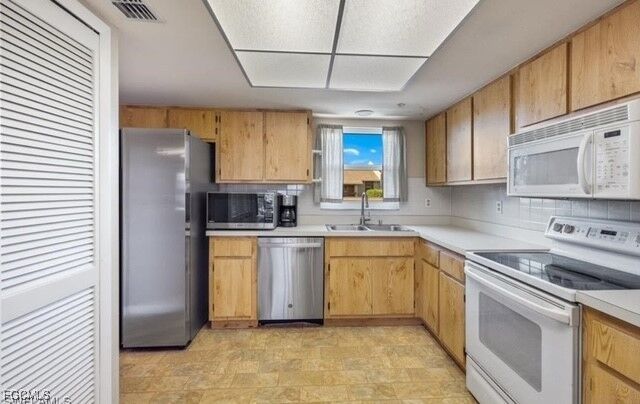 Property Photo:  15390 Moonraker Court 411  FL 33917 