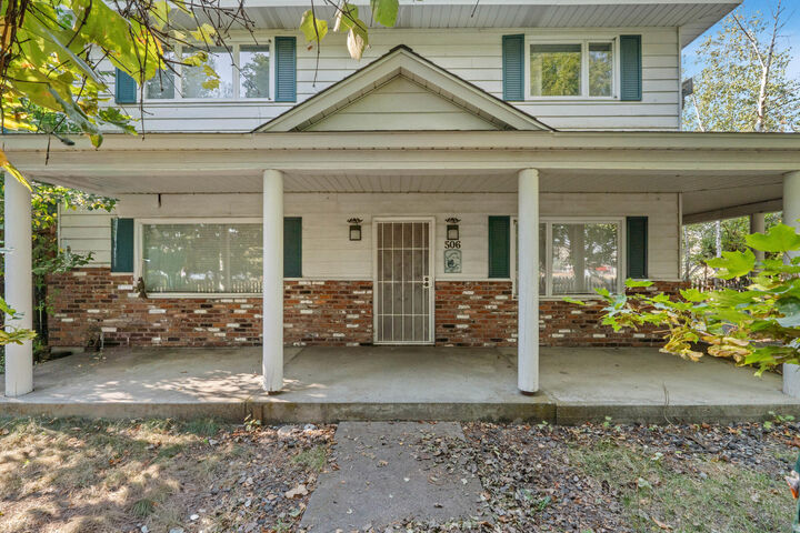 Property Photo:  506 SE Pope Ave  WA 99185 
