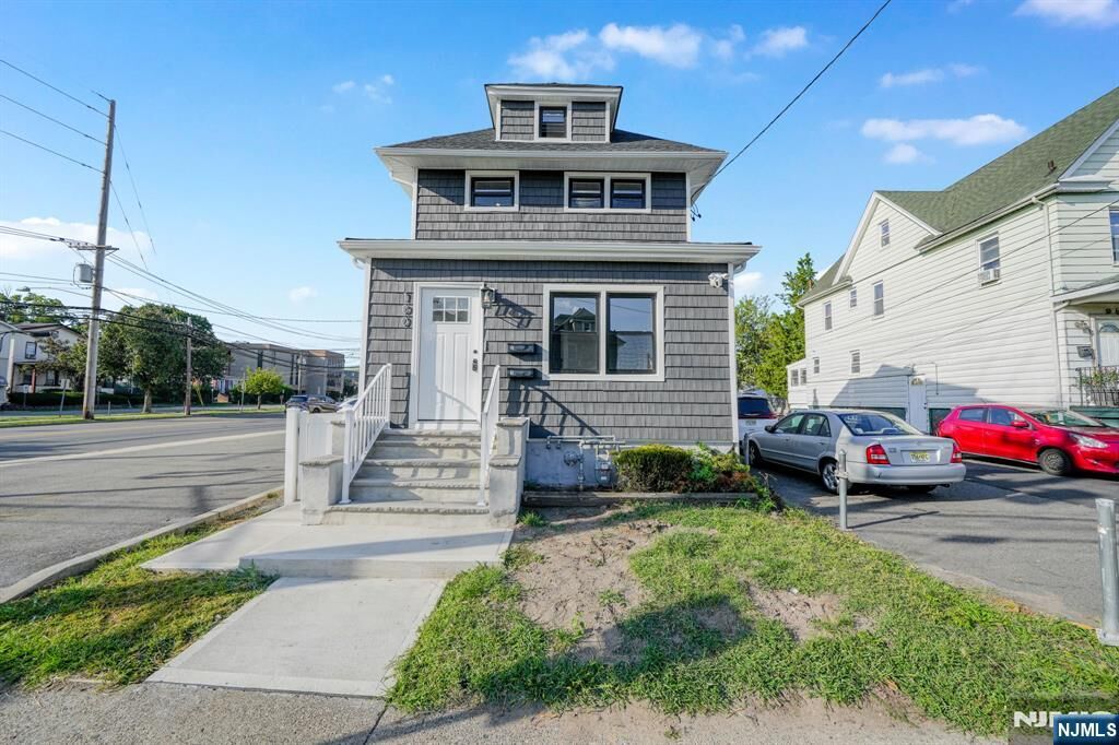 Property Photo: 100 Kansas Street 1 NJ 07601