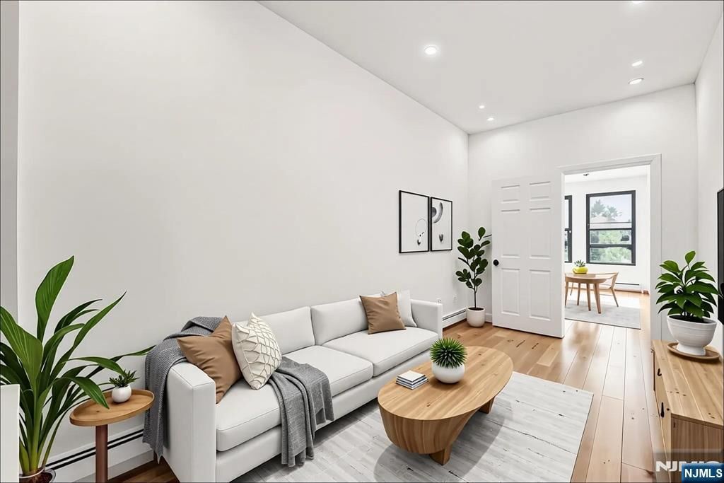 Property Photo:  138 Leonard Street 2R  NJ 07307 