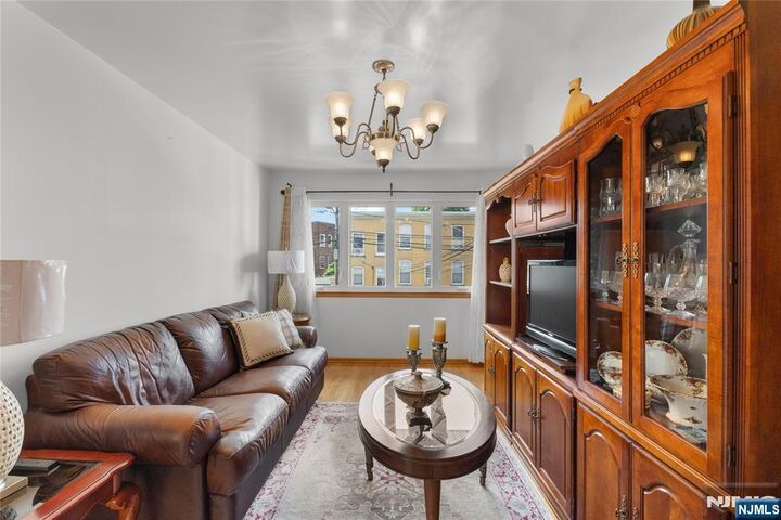 Property Photo:  109 Cross Street 1  NJ 07029 