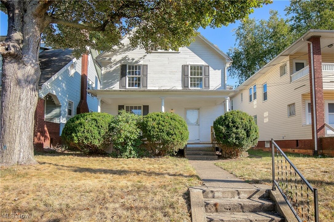 Property Photo:  1237 18th Street NW  OH 44703 