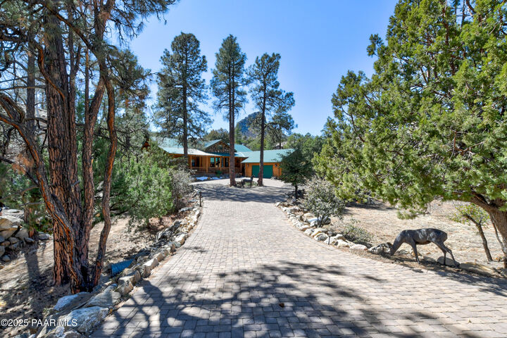 Property Photo: 1338 Sierry Peaks Drive AZ 86305