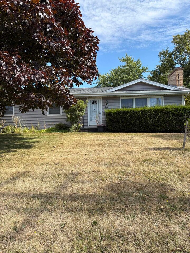 Property Photo:  340 North River Road  PE C1A 3M5 