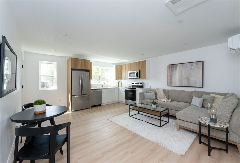 Property Photo:  7 Kenoza 201  MA 01830 