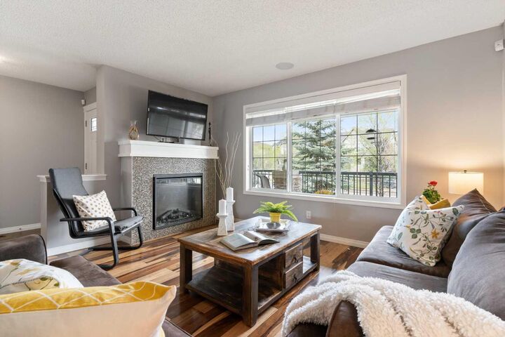 Property Photo: 37 Legacy Gate SE AB T2X 0W3