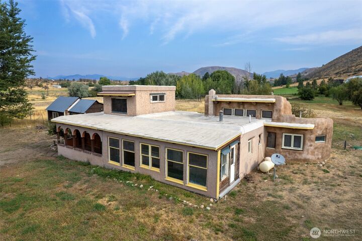574  Twisp-Winthrop Eastside Road  Winthrop WA 98862 photo