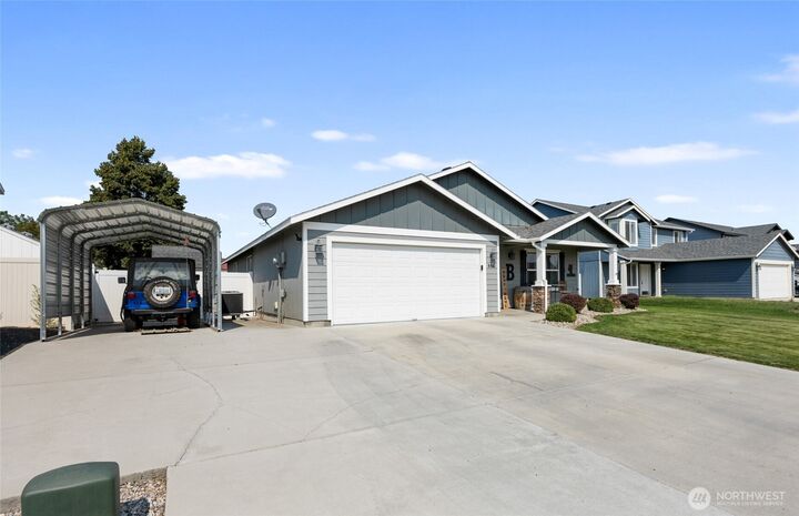 Property Photo:  908 W Polo Ridge Drive  WA 98837 
