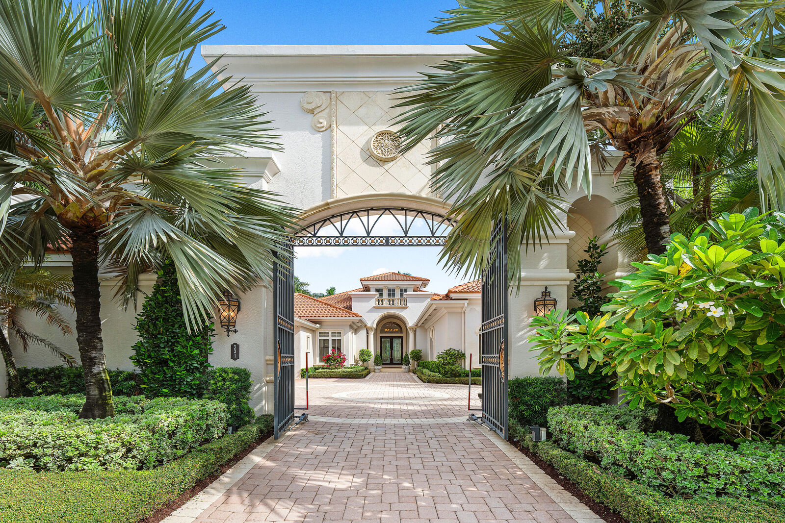 Property Photo:  331 Mizner Lake Estates Drive  FL 33432 
