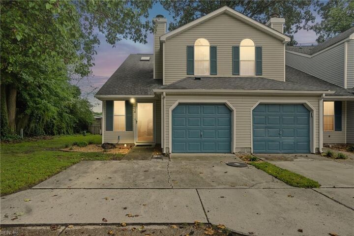 716 Aylesbury Dr  Virginia Beach VA 23462 photo