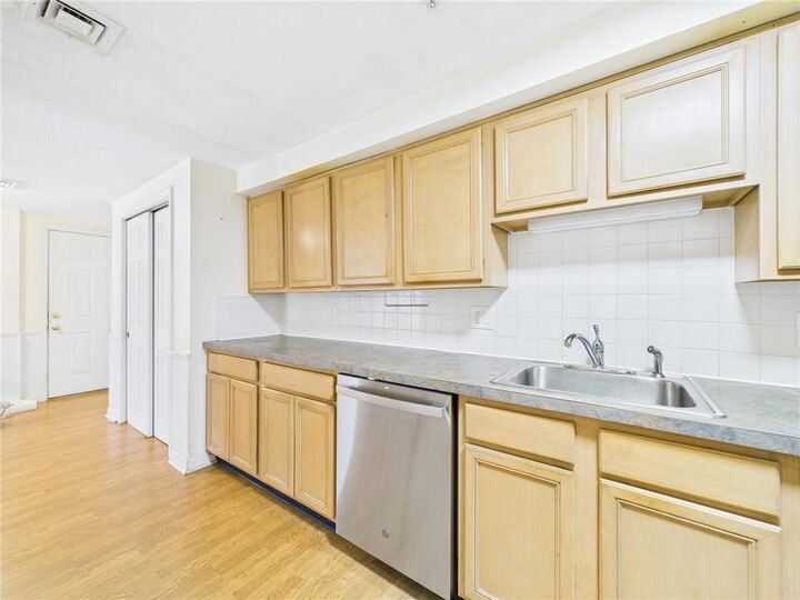 Property Photo: 25 Devereux Street 205 RI 02909