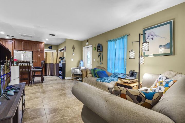 Property Photo: 10854 SW 141st Ln FL 33176
