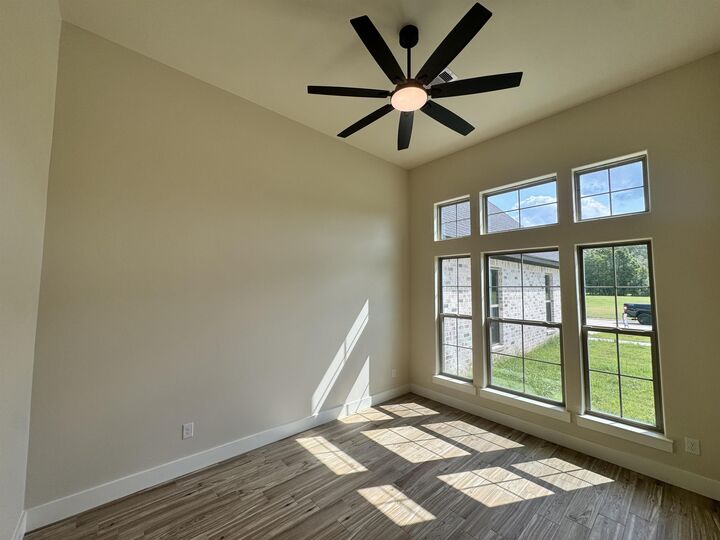 Property Photo:  1255 S S Brewer  TX 77662 