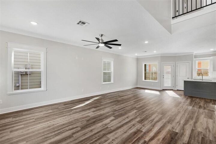 Property Photo: 1711 Bilbo Street LA 70601