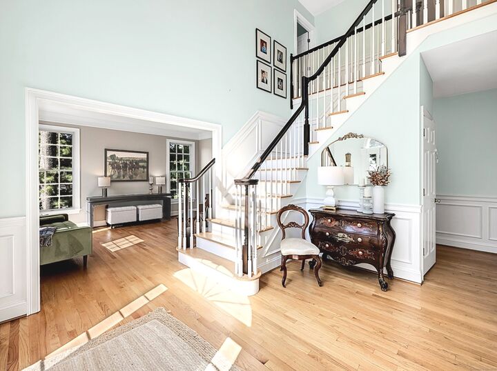 Property Photo:  1667 Diamond Lake Road  CT 06033 