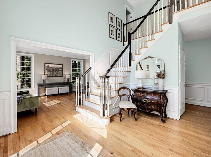 Property Photo:  1667 Diamond Lake Road  CT 06033 