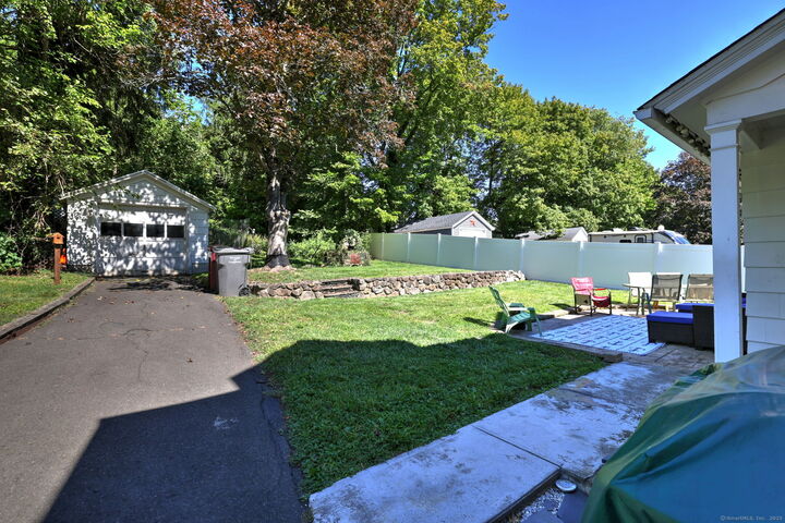 Property Photo:  25 Walnut Terrace  CT 06770 