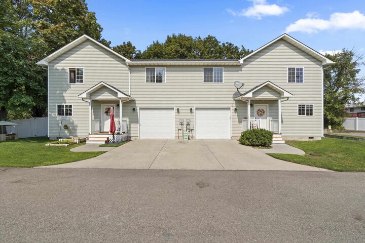 Property Photo: 10725 E Broadway Ave WA 99206