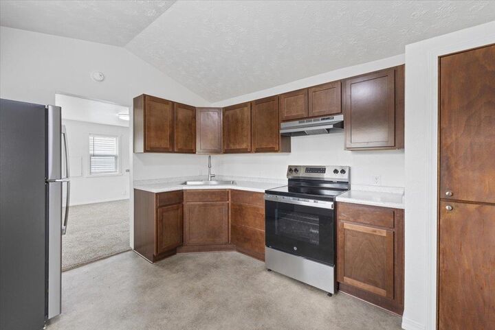 Property Photo:  1223 E Decatur Ave  WA 99208 