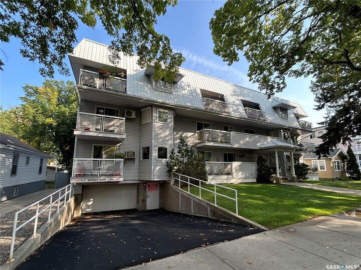 Property Photo: 419 Main Street 202 SK S7N 0B9