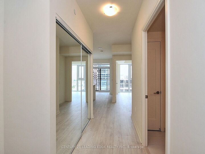 Property Photo: 9000 Jane Street 422 ON L4K 0M6