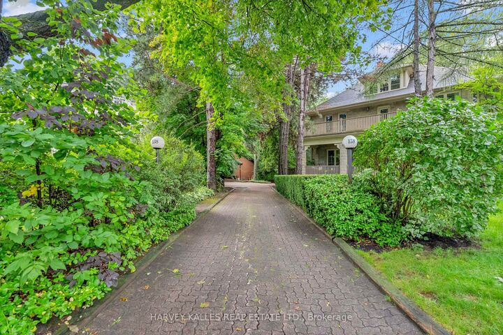 Property Photo:  138 Rosewell Avenue  ON M4R 2A4 