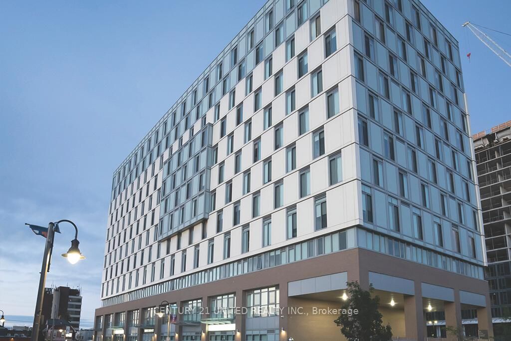 Property Photo:  100 Bond Street E 405  ON L1G 0B7