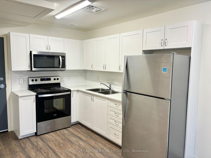 Photo de la propriété:  135 Station Street S 218  ON K8N 2S9