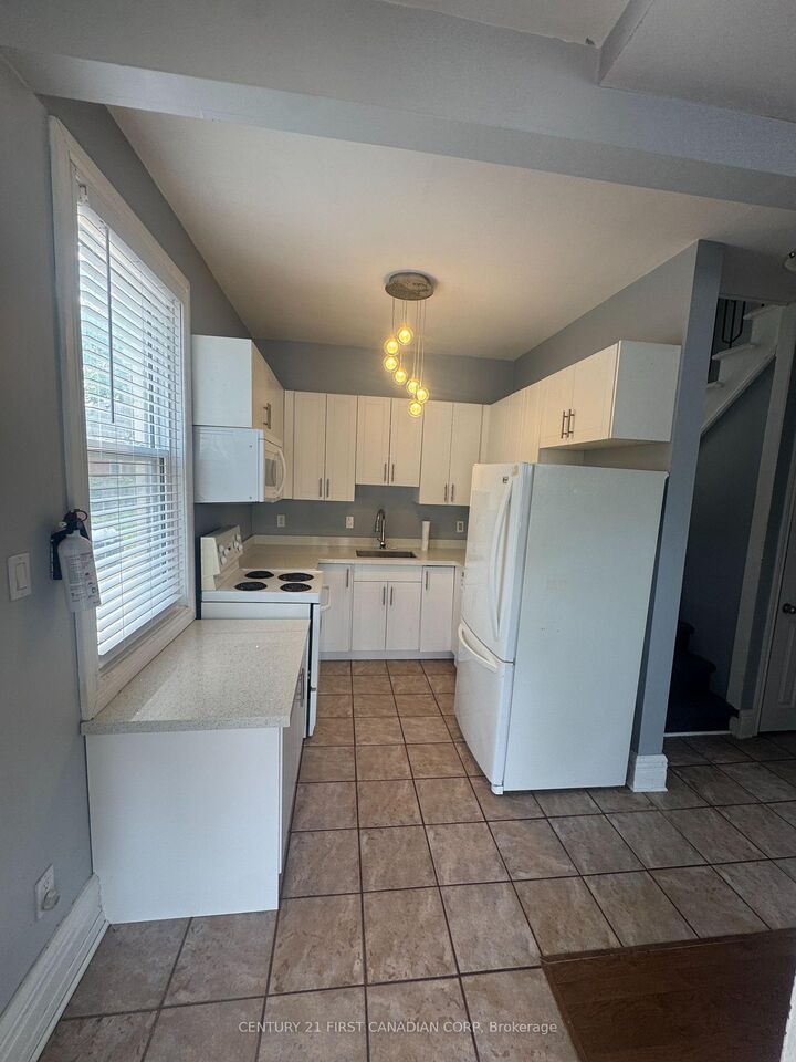 Photo de la propriété: 28 Oxford Street W A ON N6H 1R3