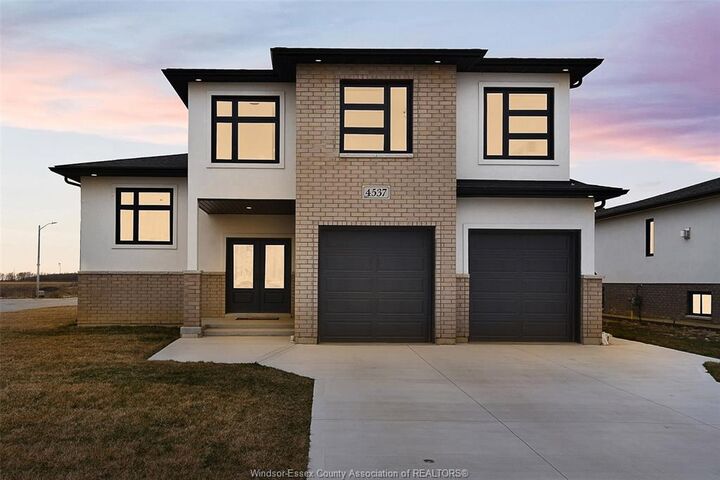 Property Photo:  43 Bloomington  ON N7L 0H3 