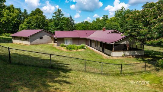 Property Photo: 107 Buhl Morton Rd OH 45631