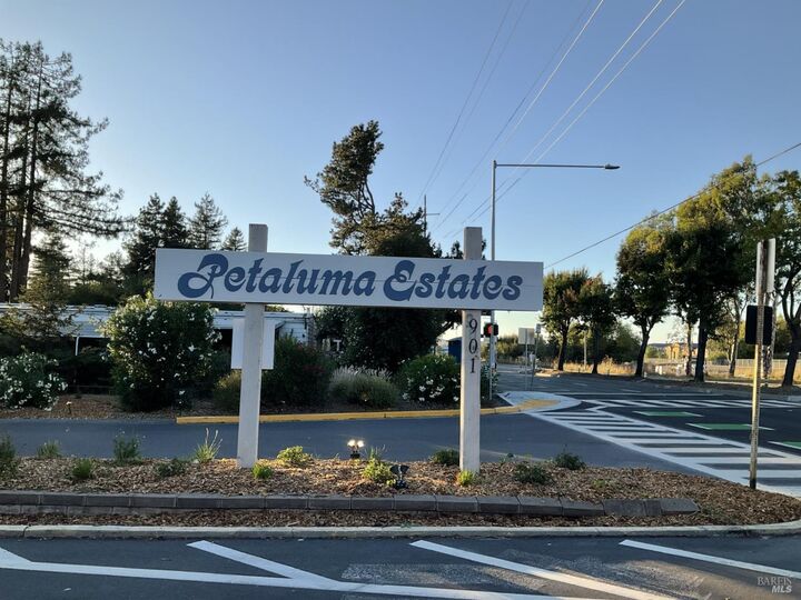1003 Sonoma Court  Petaluma CA 94954 photo