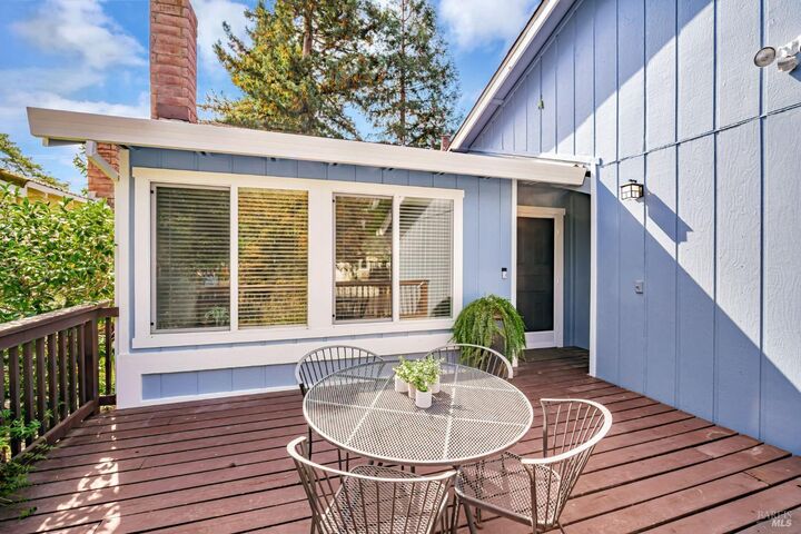 Property Photo:  1748 Arroyo Sierra Avenue  CA 95405 