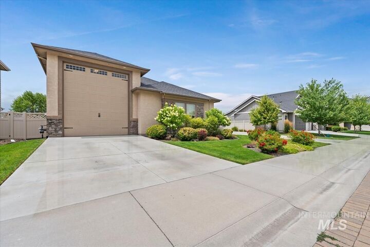 Property Photo: 4945 N Bolsena Ave ID 83646
