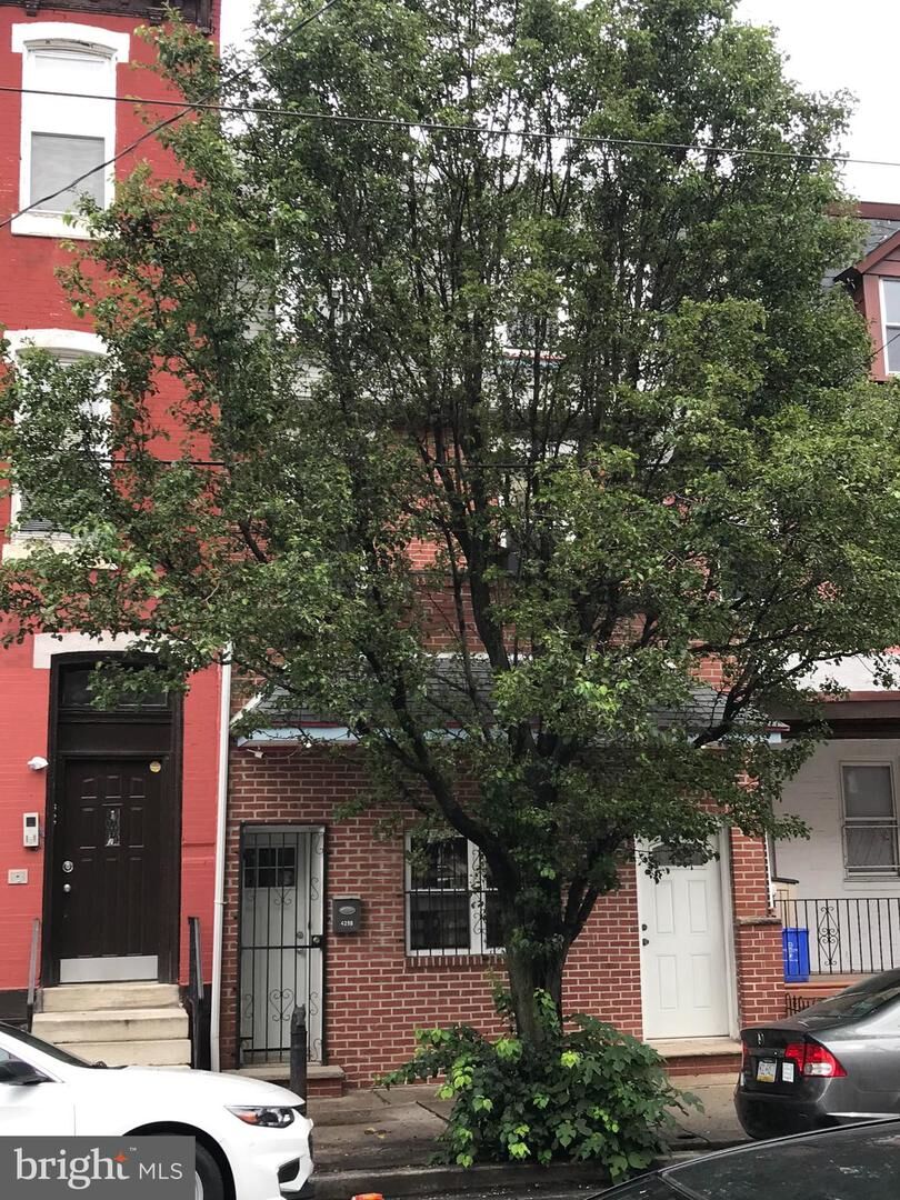 Property Photo:  429 N 40th Street  PA 19104 