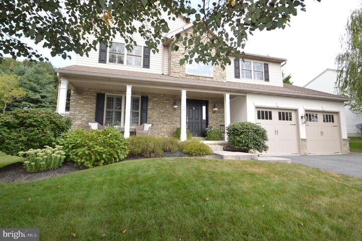 120 Julia Lane  Manheim PA 17545 photo