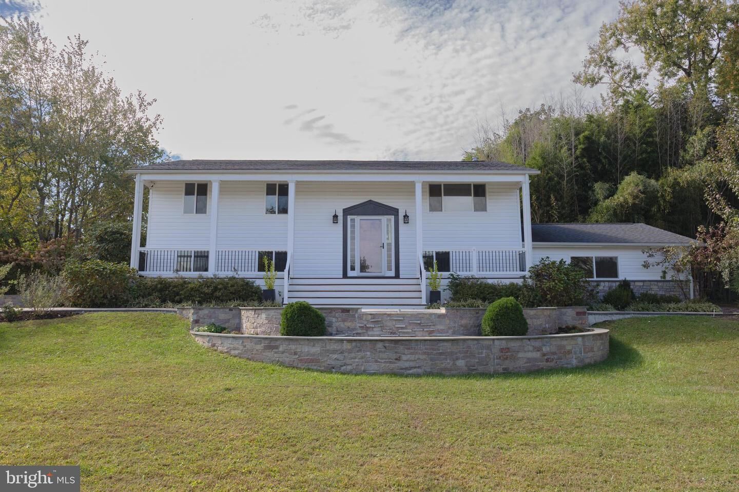 Property Photo:  824 Constellation Drive  VA 22066 