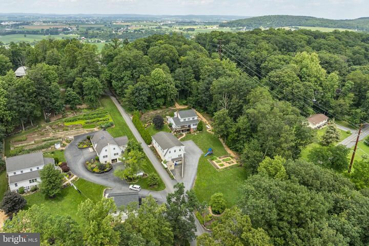 Property Photo:  259 Hill Road  PA 17557 