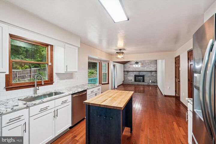 Property Photo:  227 Whitsons Run  VA 22554 