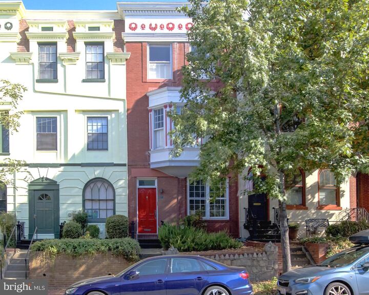 136 E Street SE  Washington DC 20003 photo