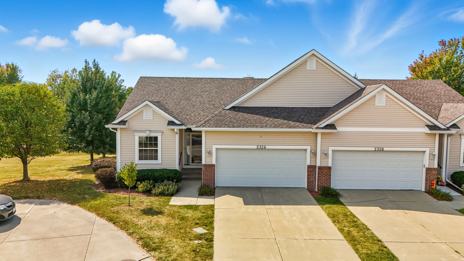 Property Photo:  2326 Westwind Drive  IA 50010 
