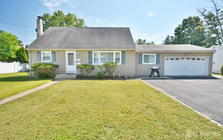 9 Emma Place  Middlesex NJ 08846 photo