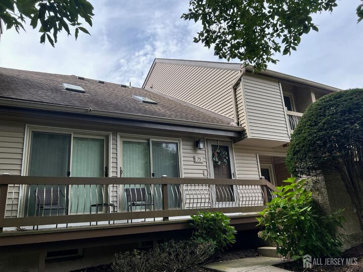 Property Photo:  75 Kelly Drive  NJ 08820 