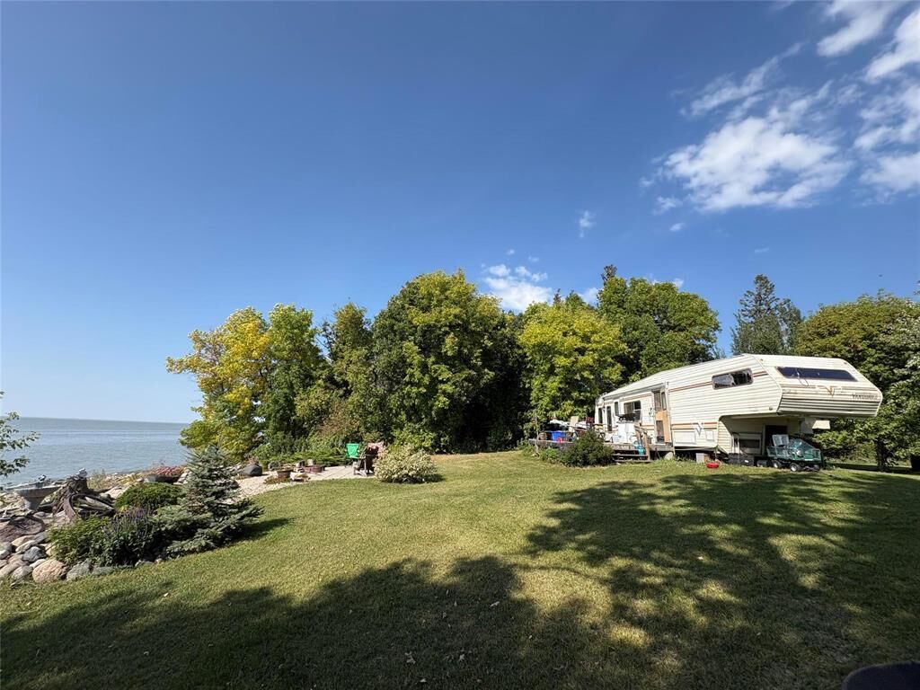 Property Photo:  150 Christensen Drive Southeast  MB R0L 1S0 