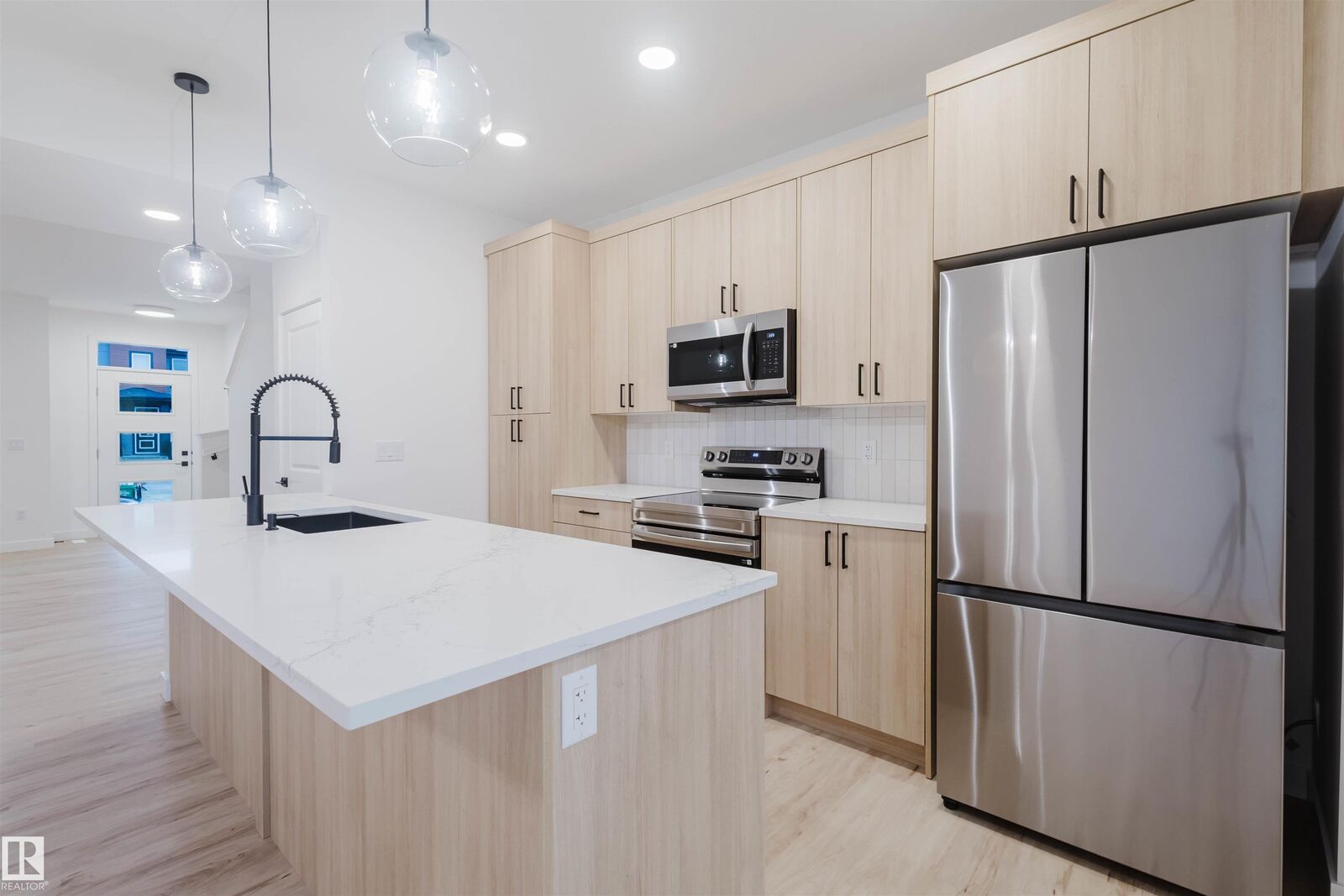 Property Photo:  7 Cobblestone Gate  AB T7X 4E4 