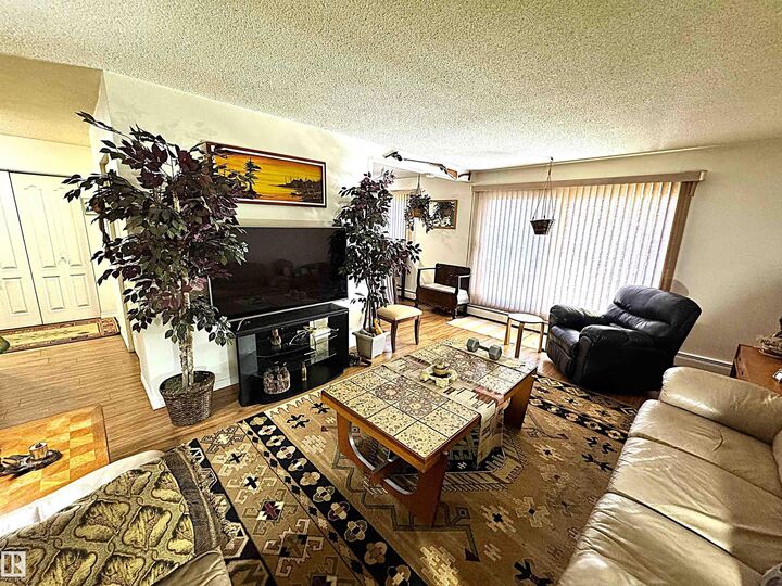Property Photo:  10035 164 Street NW 201  AB T5P 4L4 