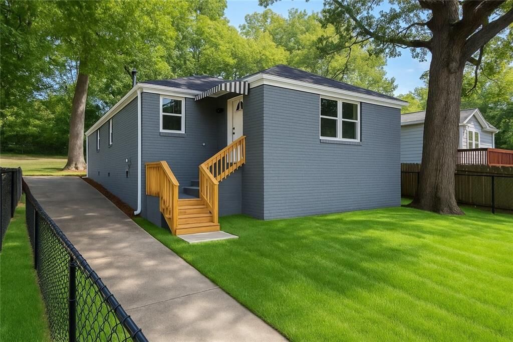 Property Photo:  403 Westchester Boulevard NW  GA 30314 